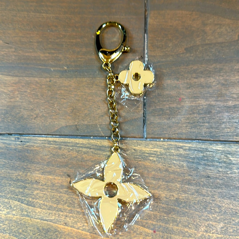 Unbranded Clover Keychain